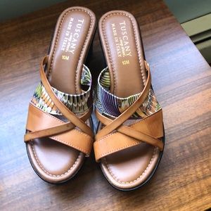 Tuscany wedges